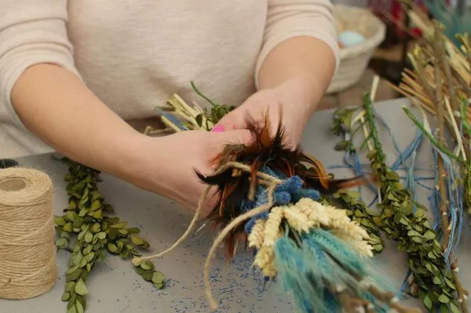 jak zrobić palmę wielkanocną krok po kroku