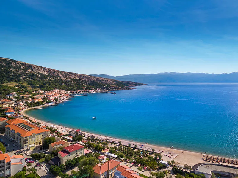 Zdjęcie Baška Krk - raj dla turystów: najlepsze plaże i atrakcje