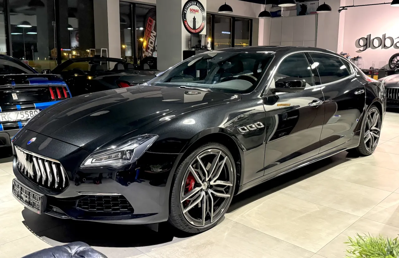 Zdjęcie Ile kosztuje Maserati Quattroporte? Zobacz ceny i opcje wyposażenia