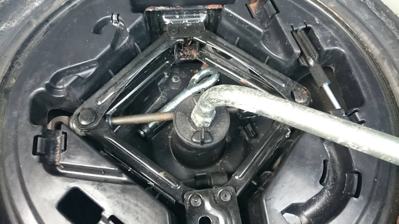 Fiat Doblo koło zapasowe przygotowanie