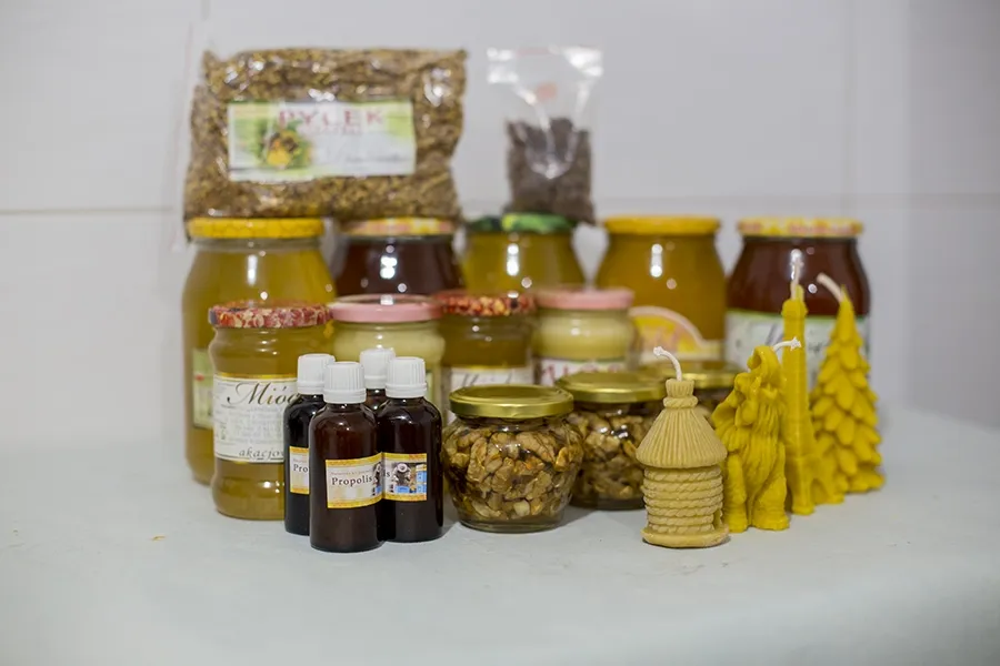 lokalne produkty Dolina Baryczy mi&oacute;d ser