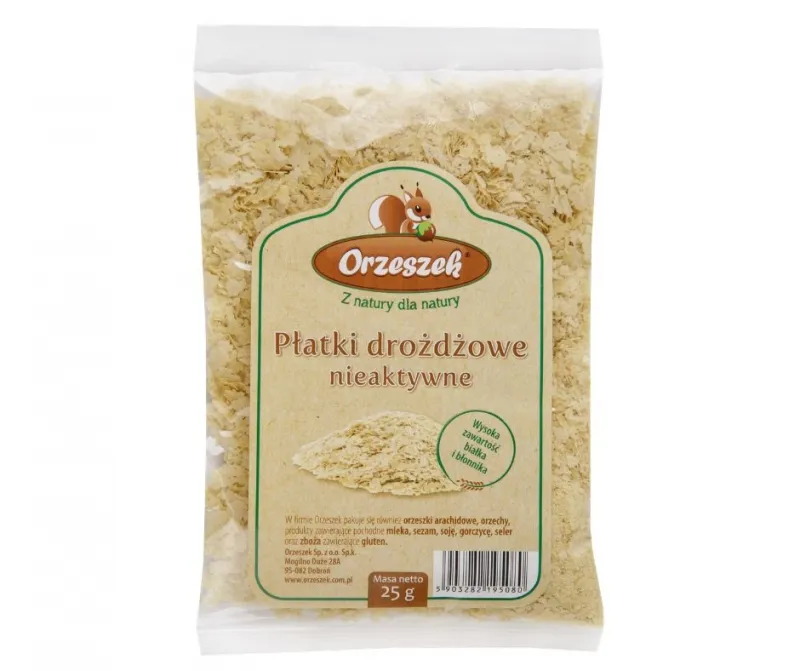 wegański parmezan z orzechów płatki drożdżowe