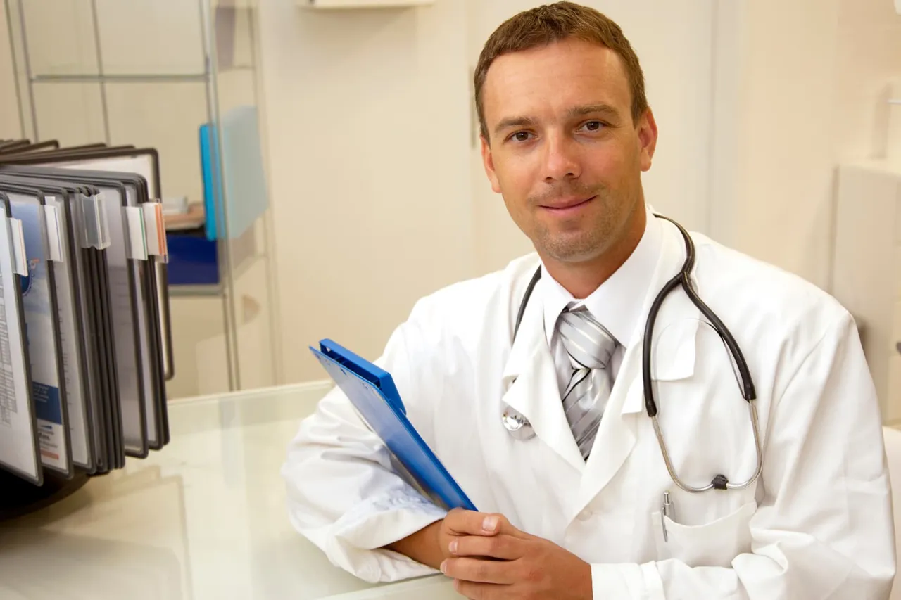 Lekarze specjaliści endokrynolog androlog urolog