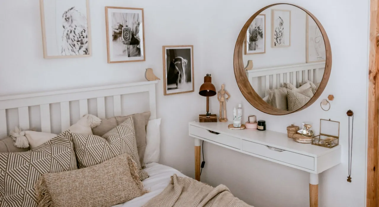 Mała toaletka w sypialni pomysły