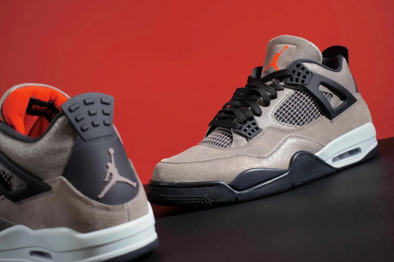 Air Jordan Hype Streetwear