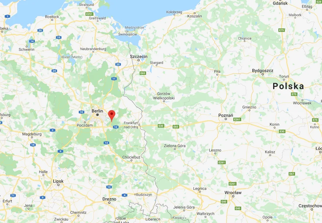 Mapa fabryk Tesli Gigafactory