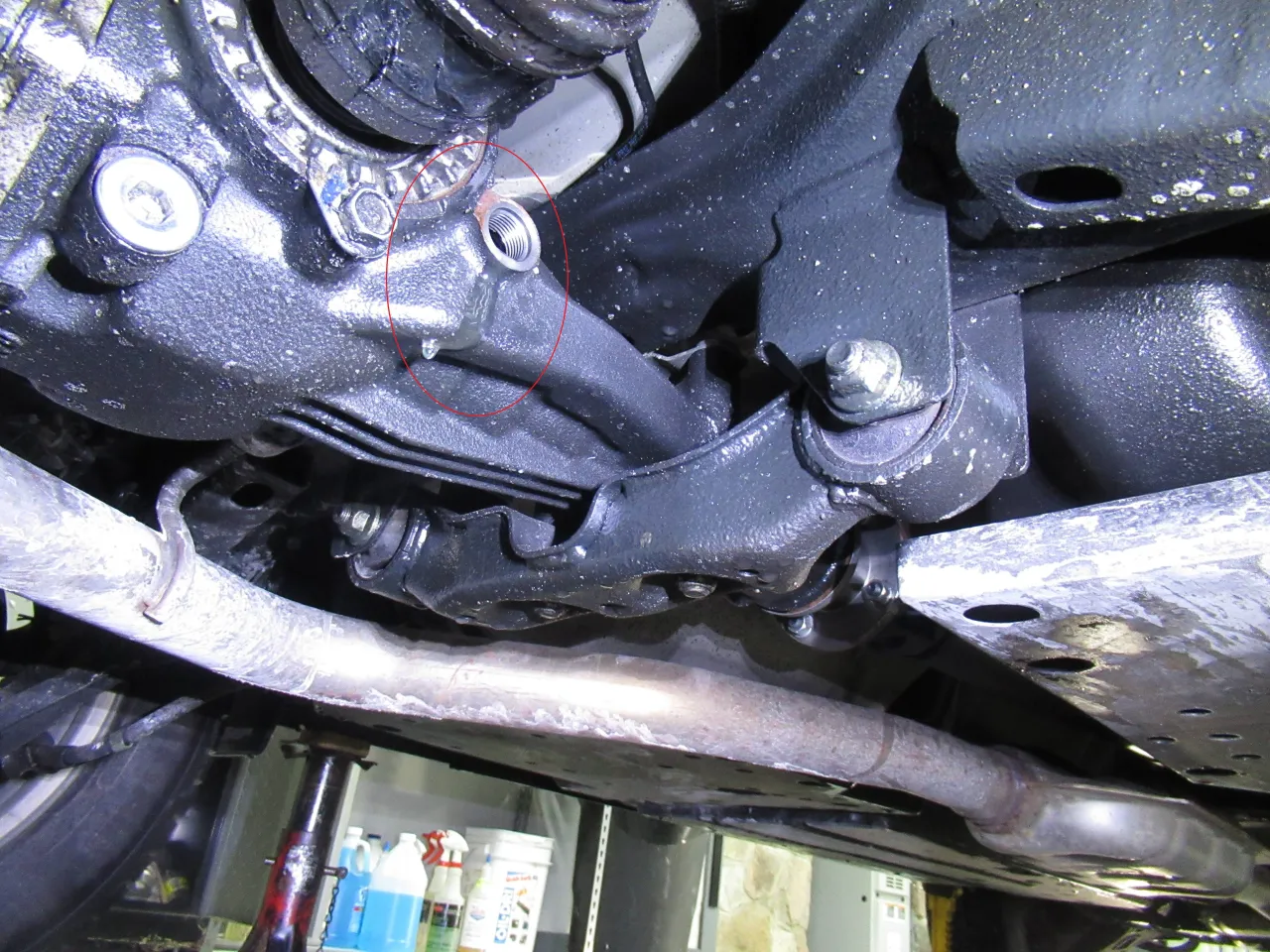 Wymiana oleju w mechanizmie różnicowym Subaru