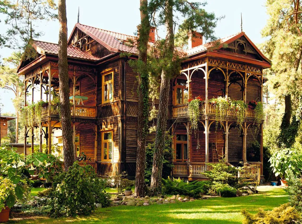 Architektura Świdermajer willa drewniana