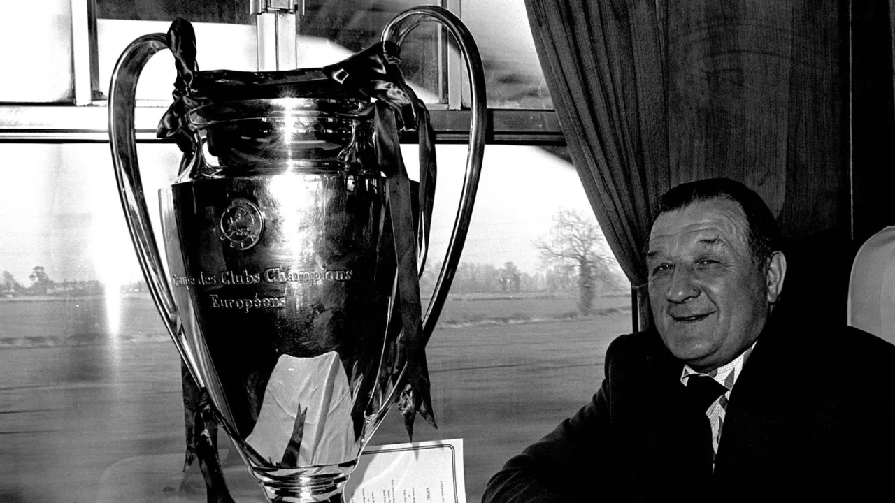 Liverpool FC Bob Paisley trofea Puchar Europy