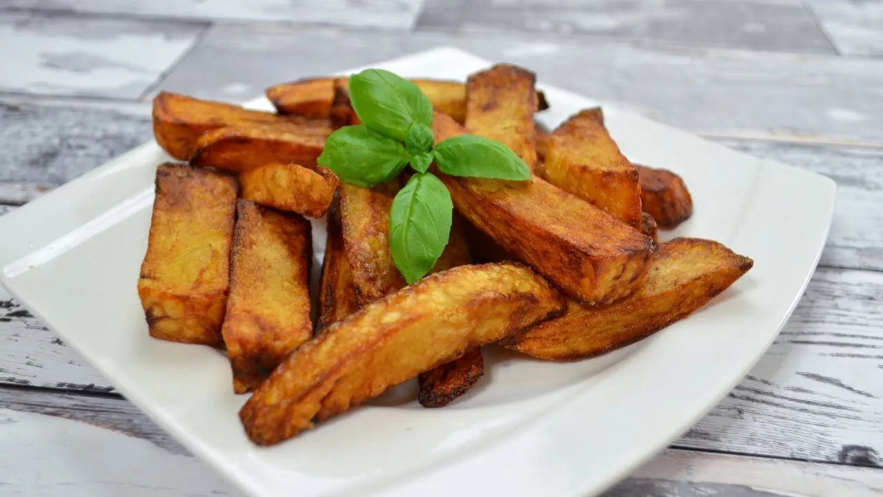 r&oacute;żne odmiany ziemniak&oacute;w na frytki belgijskie