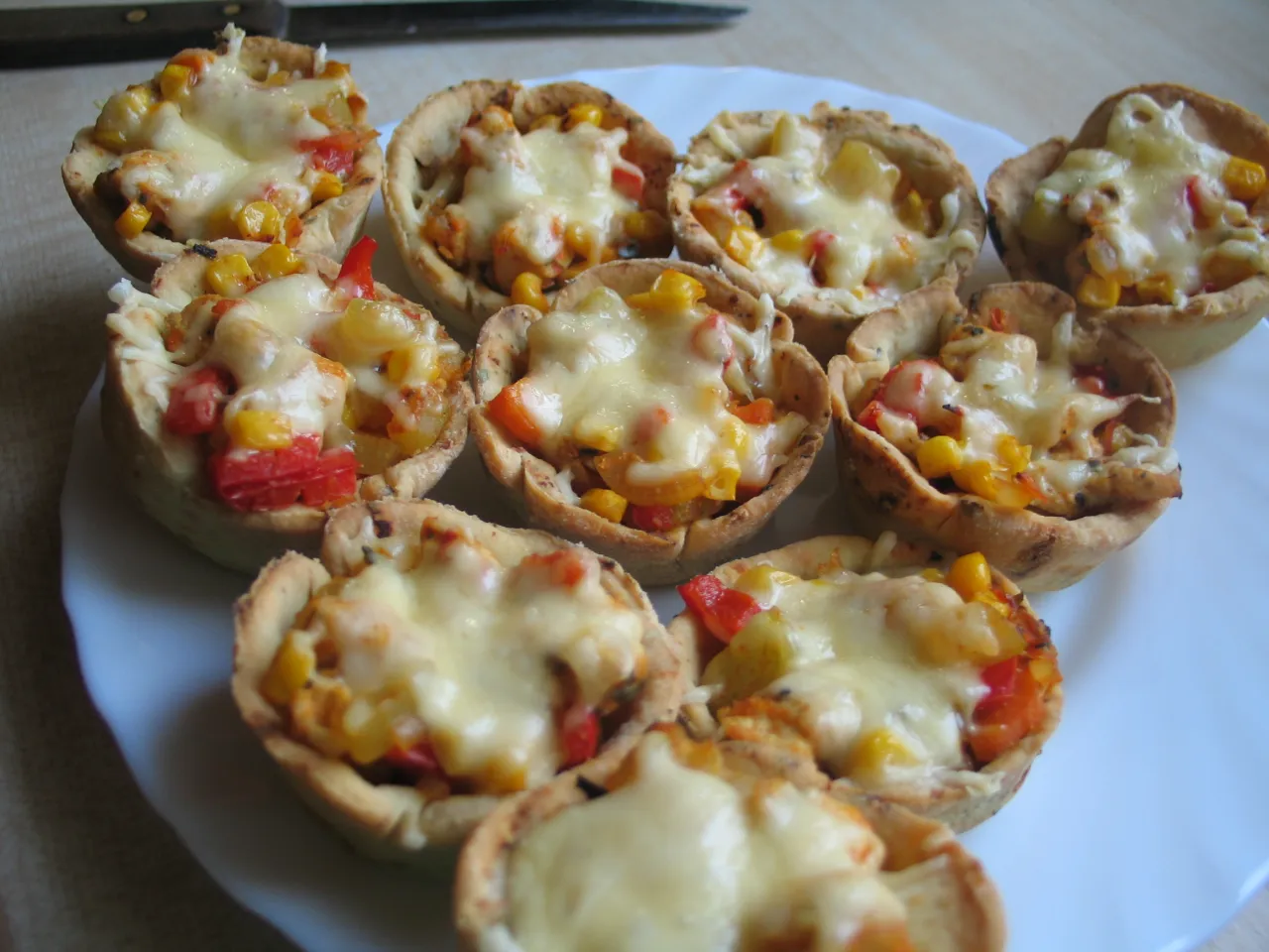 babeczki wytrawne z farszem mięsnym