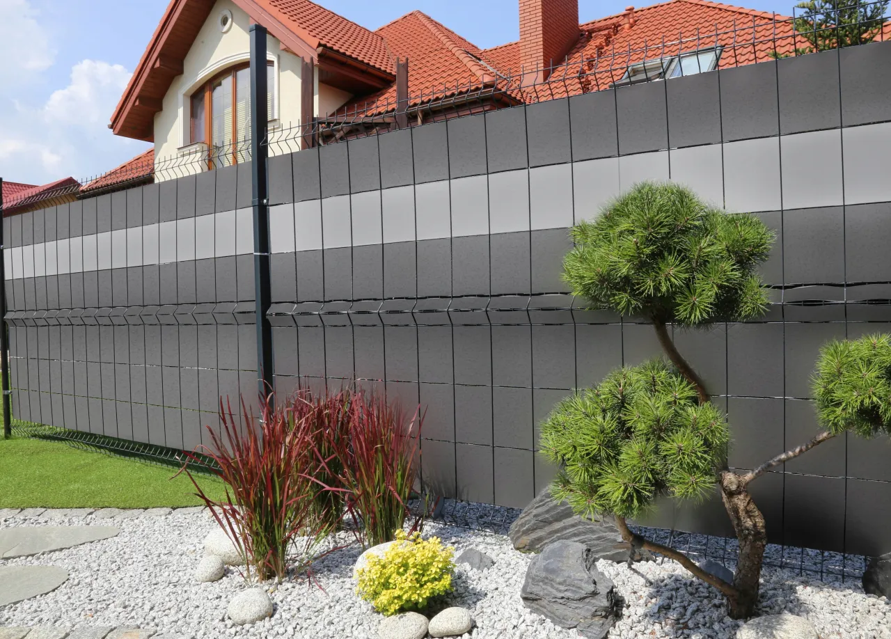 gotowe osłony na płot betonowy