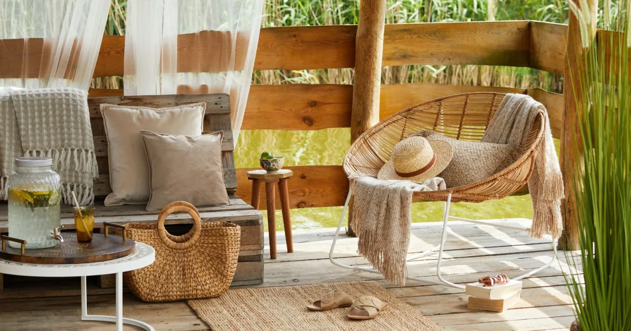 Zdjęcie Czy meble rattanowe mogą stać na deszczu? Oto co musisz wiedzieć