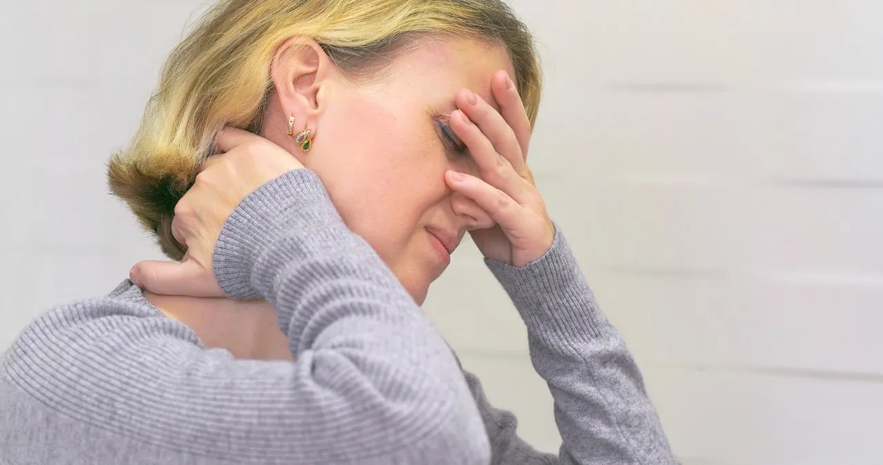 Osoba zmęczona lub z bólem mięśni