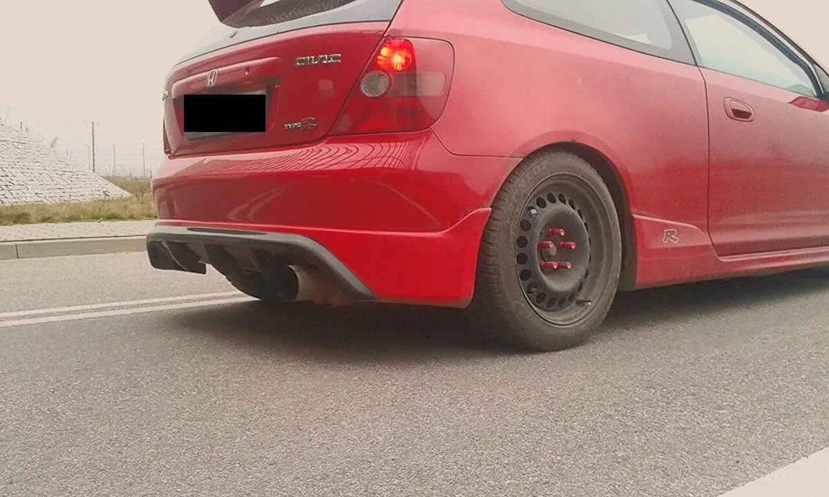 Honda Civic VII r&oacute;żne spoilery por&oacute;wnanie