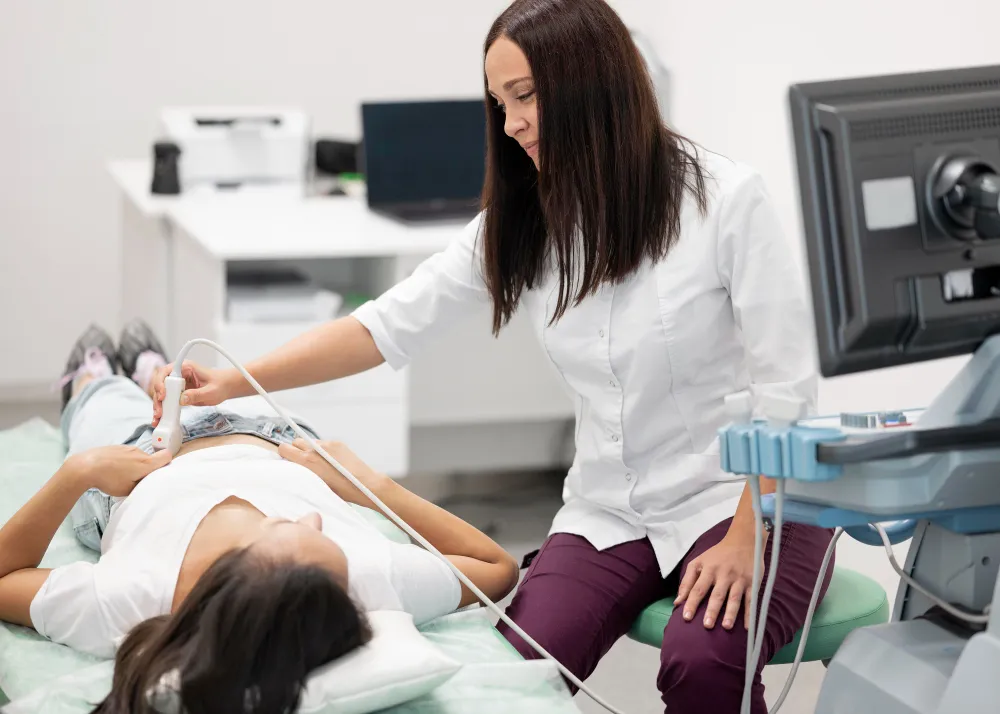 konsultacja ginekologiczna lekarz pacjentka