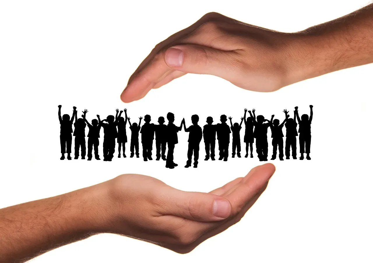 Korzyści zawodowe z wolontariatu, networking, rozw&oacute;j kompetencji