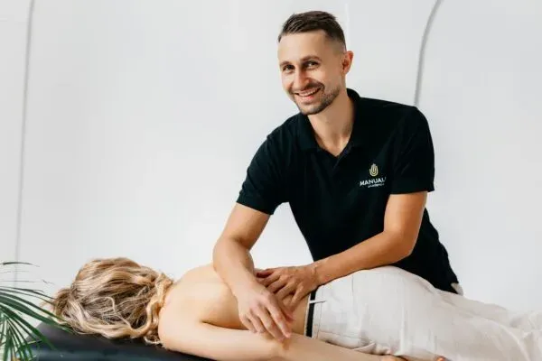 Cennik kurs&oacute;w masażu Polska