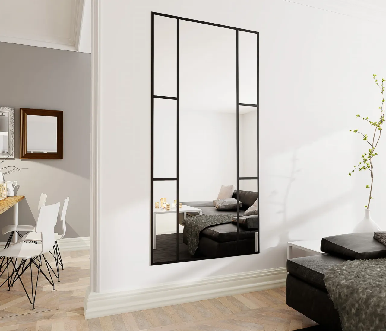 lustro ze szprosami w przedpokoju, lustro z kratą w salonie, lustro industrialne w sypialni