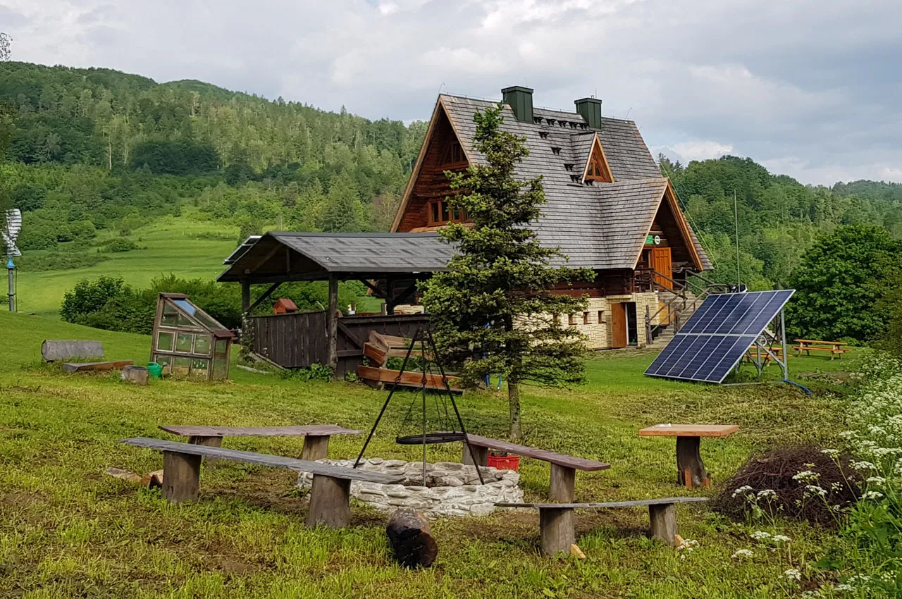 Bac&oacute;wka Jaworzec Bieszczady widok z lotu ptaka