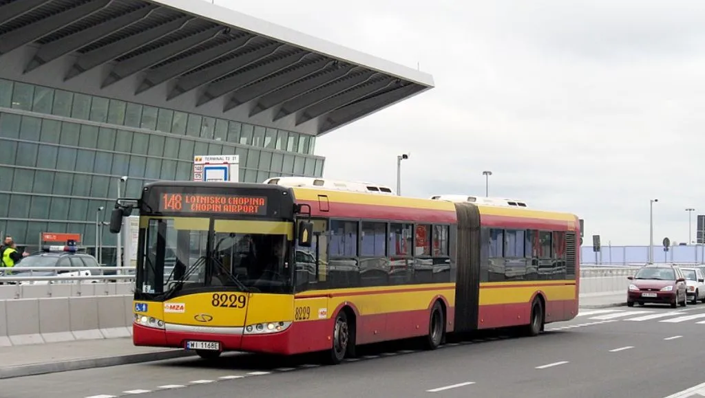 Autobusy na lotnisko Chopina Warszawa