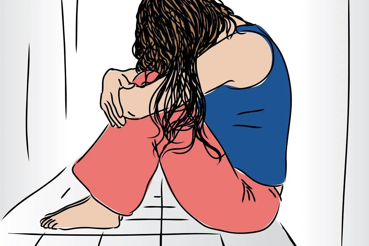 młoda osoba pisząca w zeszycie, przygotowanie do trudnej rozmowy, nastolatek planujący