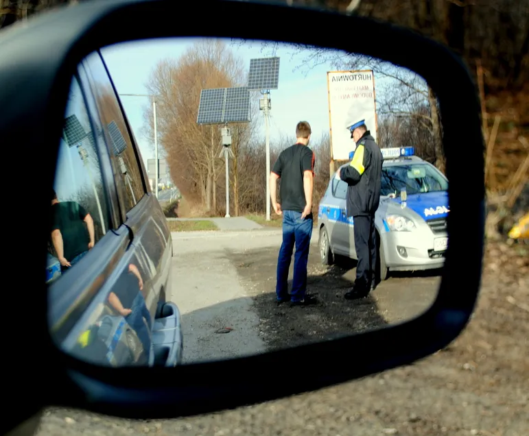 Zdjęcie Kiedy policjant nie może wystawić mandatu? Sprawdź swoje prawa i uniknij błędów