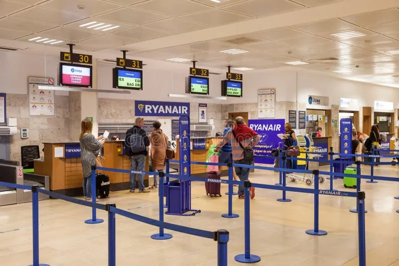 comptoir d'enregistrement bagage a&eacute;roport ryanair