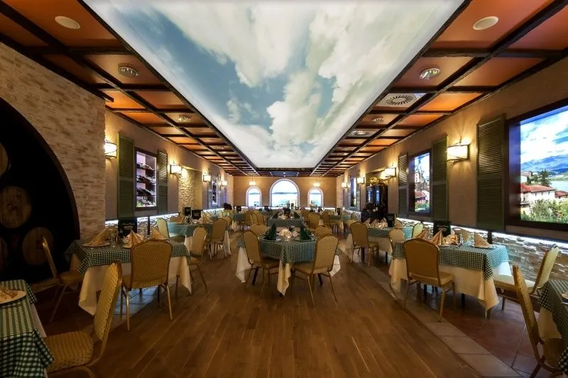 Dworek Eureka restauracja wnętrze