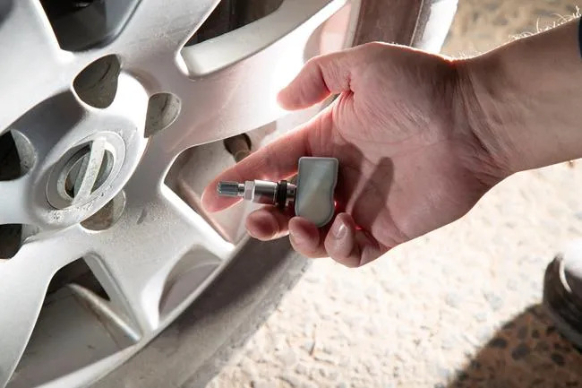 czujnik TPMS w oponie, utylizacja starych opon