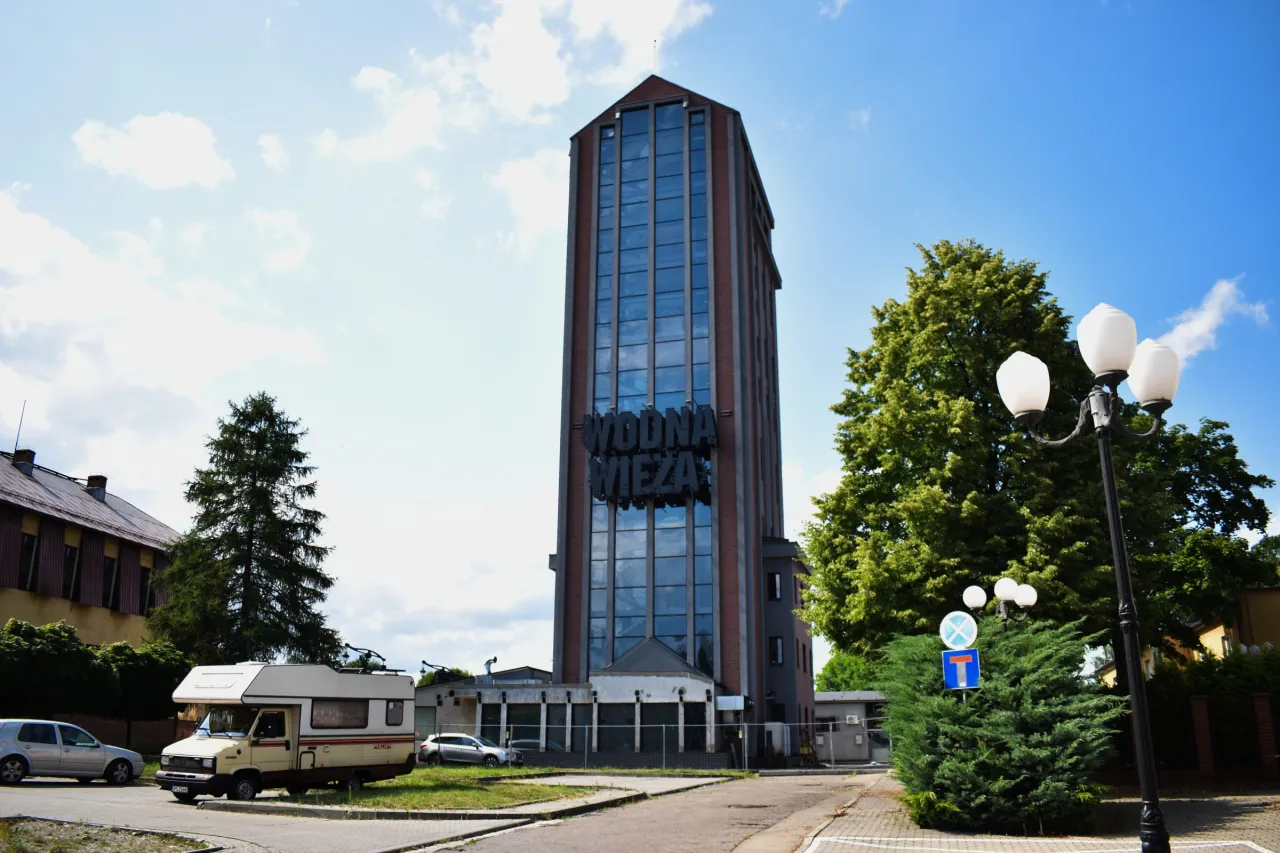 Wodna Wieża Pszczyna z zewnątrz