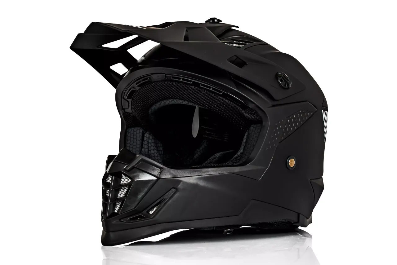 Kask motocyklowy bezpieczeństwo homologacja ECE 22.06