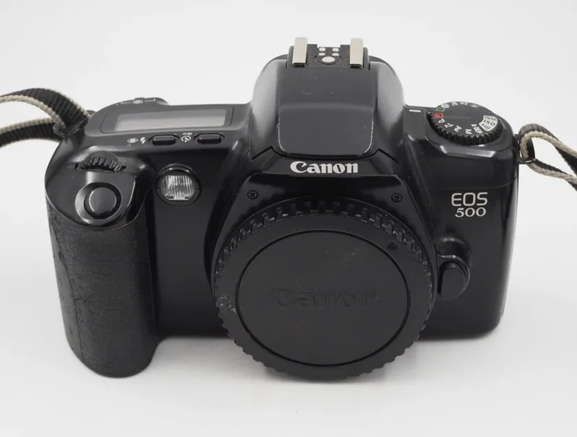 używany aparat fotograficzny lustrzanka