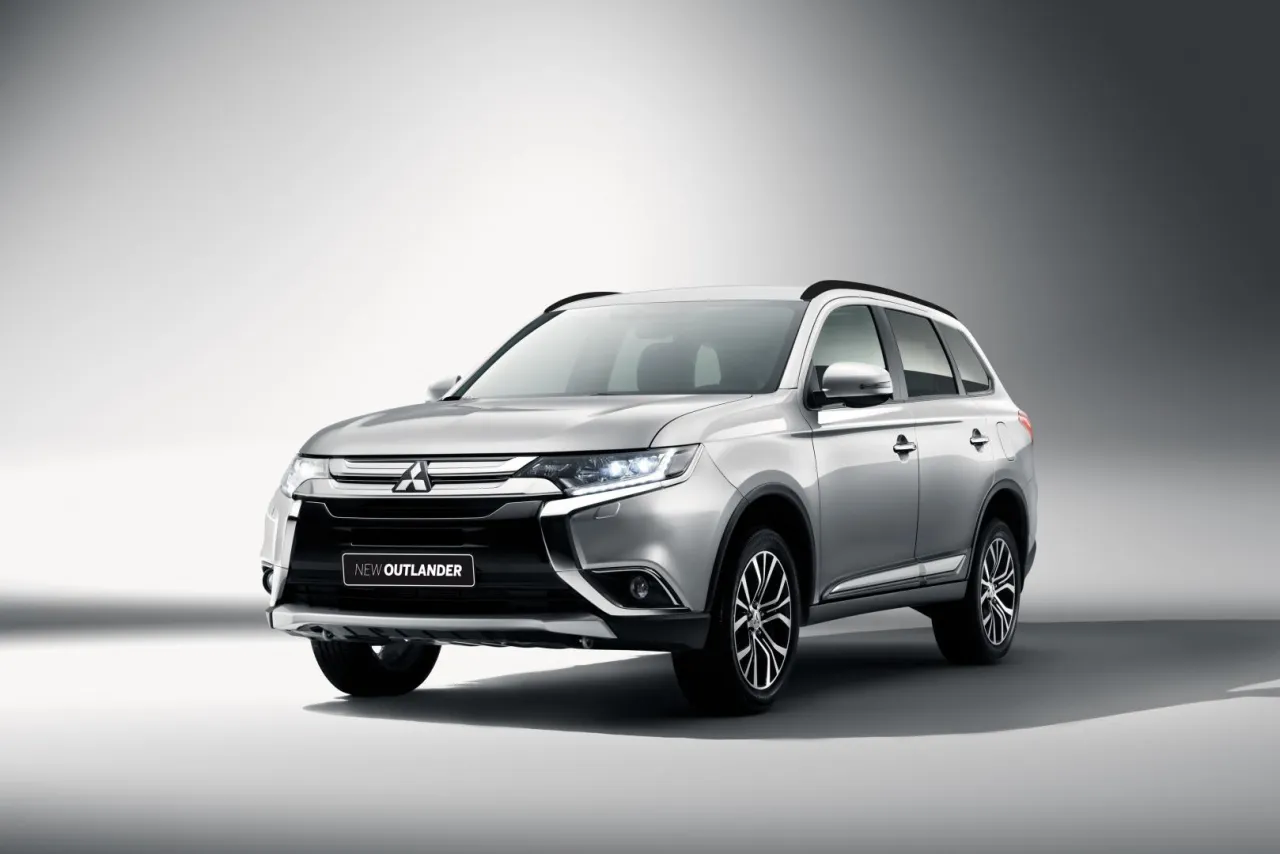 Mitsubishi Outlander III por&oacute;wnanie silnik&oacute;w benzyna diesel