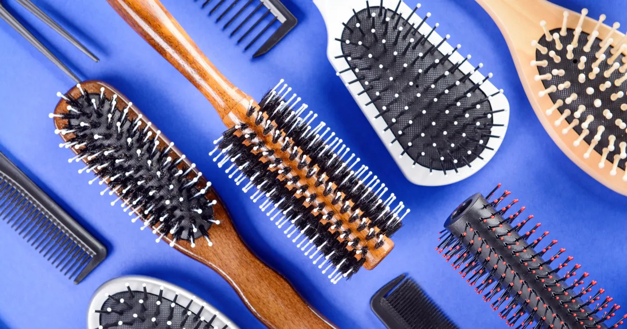 porównanie rodzajów szczotek do włosów i ich zastosowań