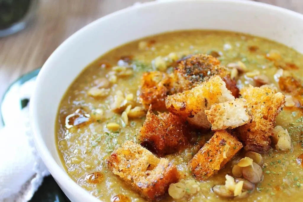 zupa na imprezę elegancko podana