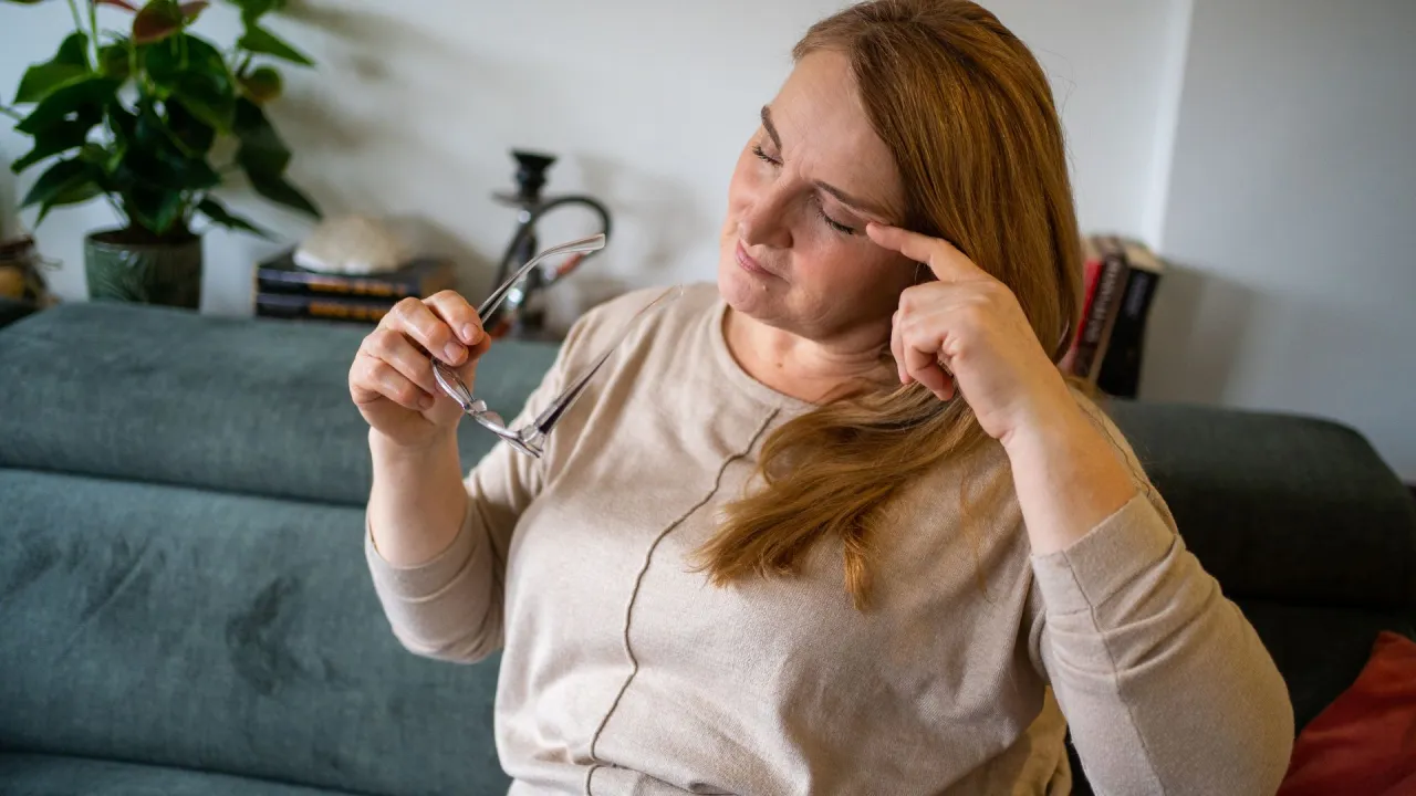 Domowe sposoby na opuchnięte oczy okłady