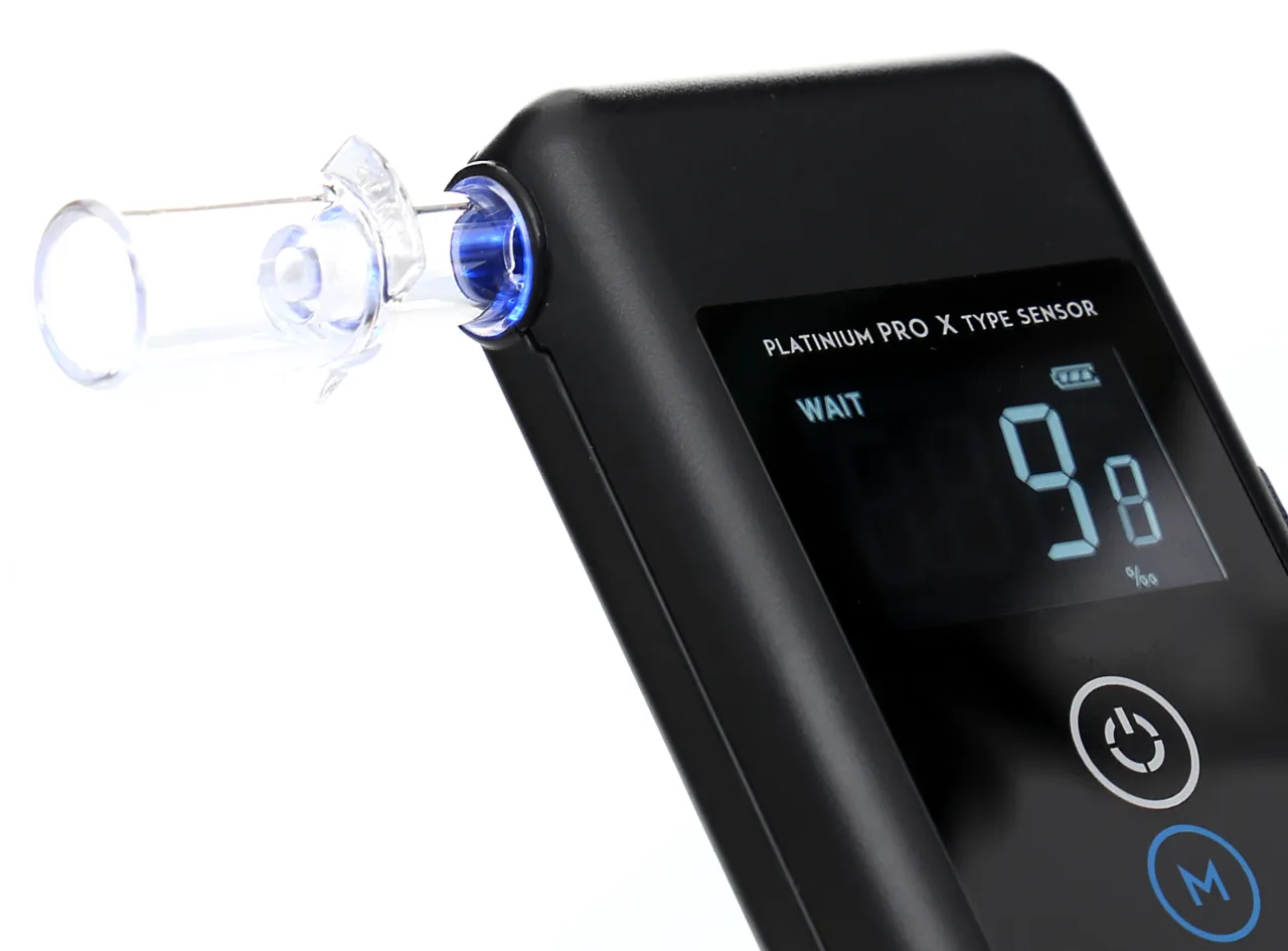 alkomat PRO X-5 komunikat CAL