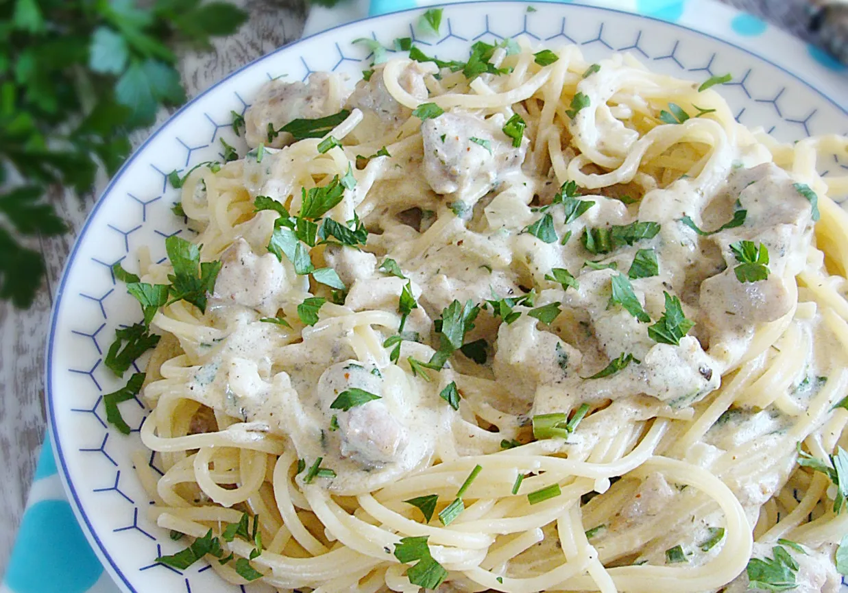 spaghetti z serem pleśniowym różne warianty