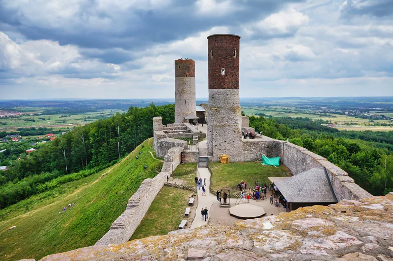Zamek Królewski w Chęcinach ruiny widok