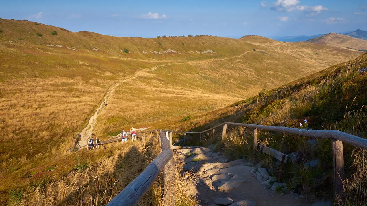 Mapa Bieszczad z zaznaczonymi miejscowościami turystycznymi