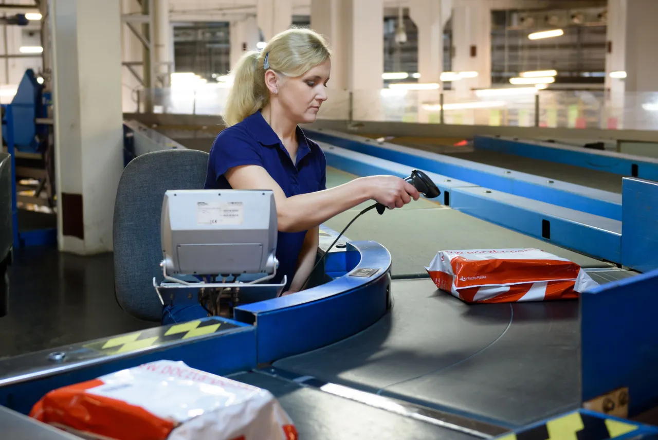 Poczta Polska pracownicy zarobki