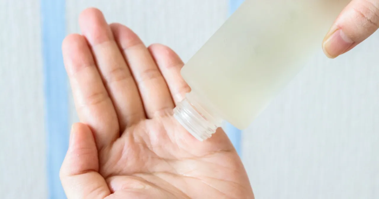 Jak prawidłowo stosować tonik z witaminą C i kwasem glikolowym