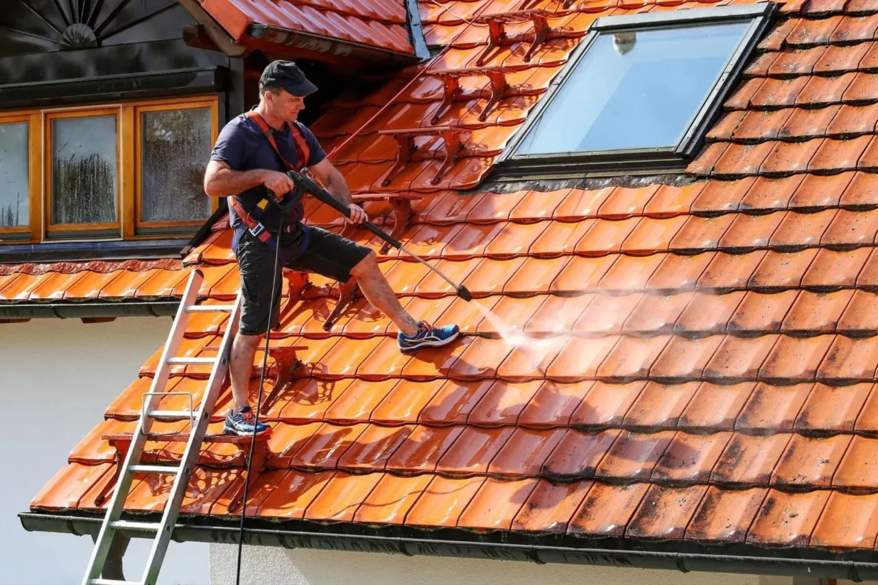 Myjka ciśnieniowa do dachu vs. myjka do auta