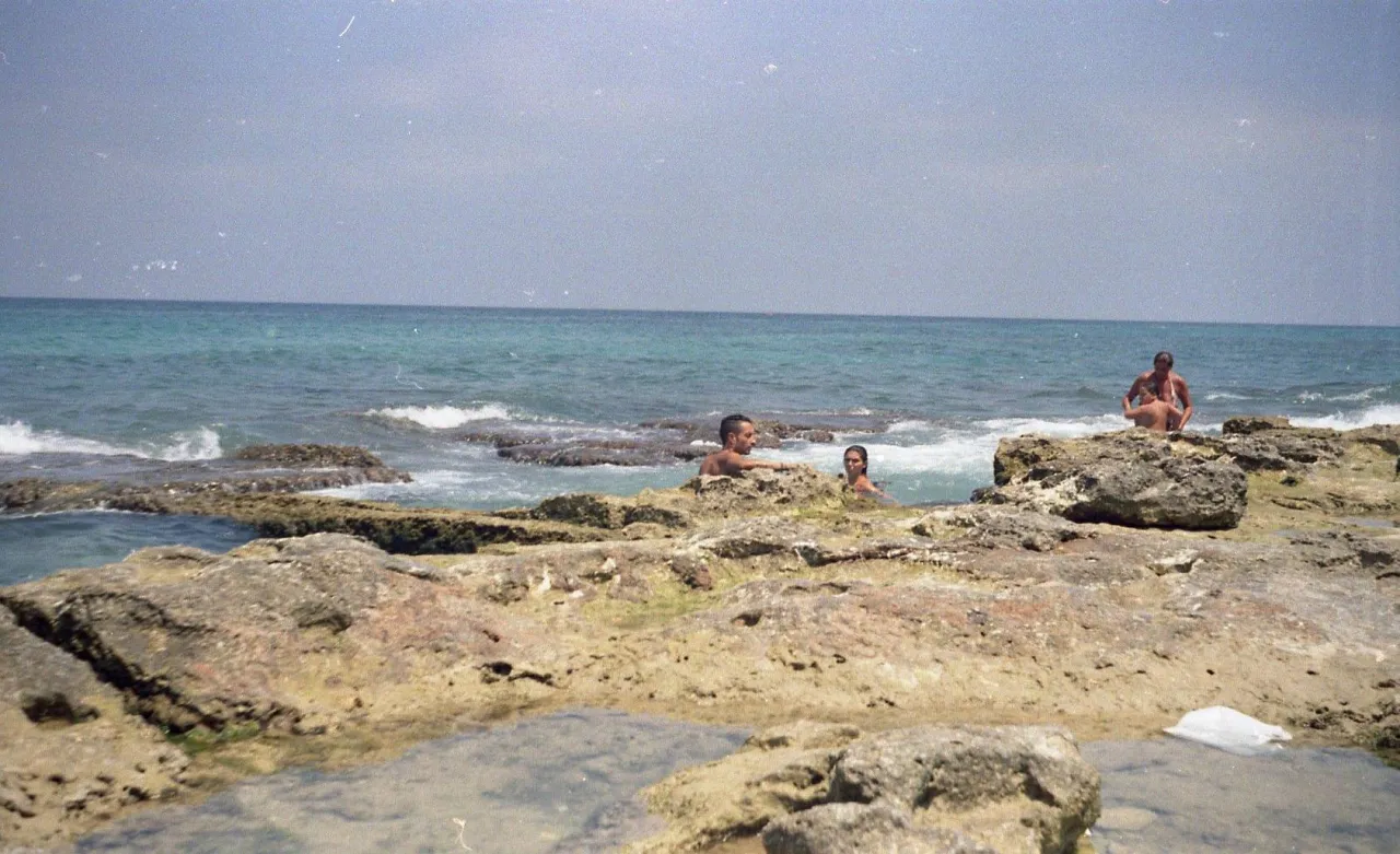 Cala Pietra Egea Mola di Bari costa selvaggia