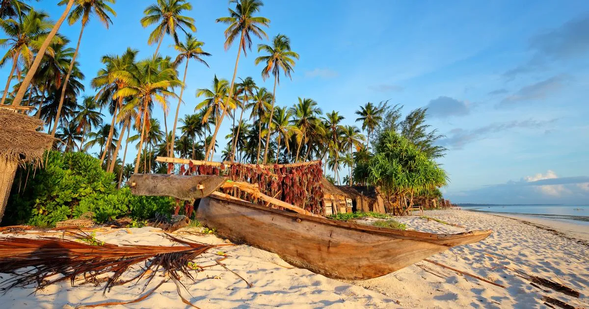 Zdjęcie Ile trwa lot z Polski na Zanzibar: poznaj faktyczny czas podróży 2025