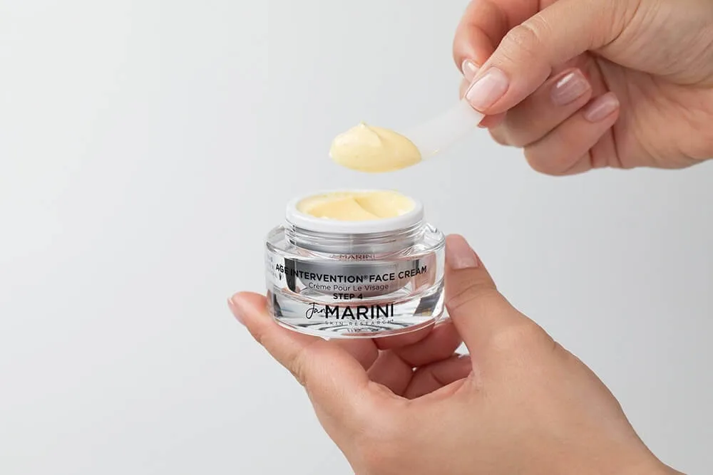 kosmetyki do pielęgnacji cery dojrzałej po 60