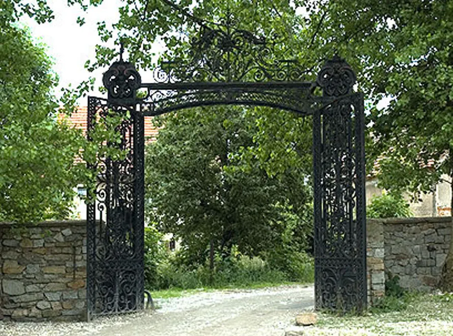 stadnina koni strzegom historia