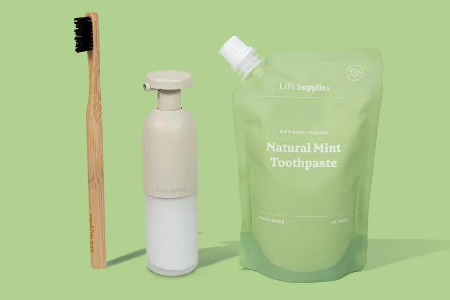 Nowoczesne tubki pasty do zęb&oacute;w recykling