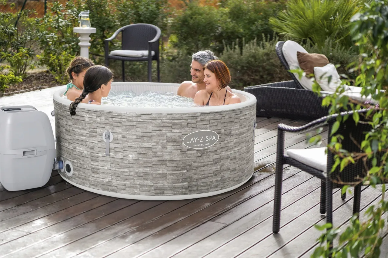 porównanie systemów masażu Lay-Z-Spa AirJet HydroJet